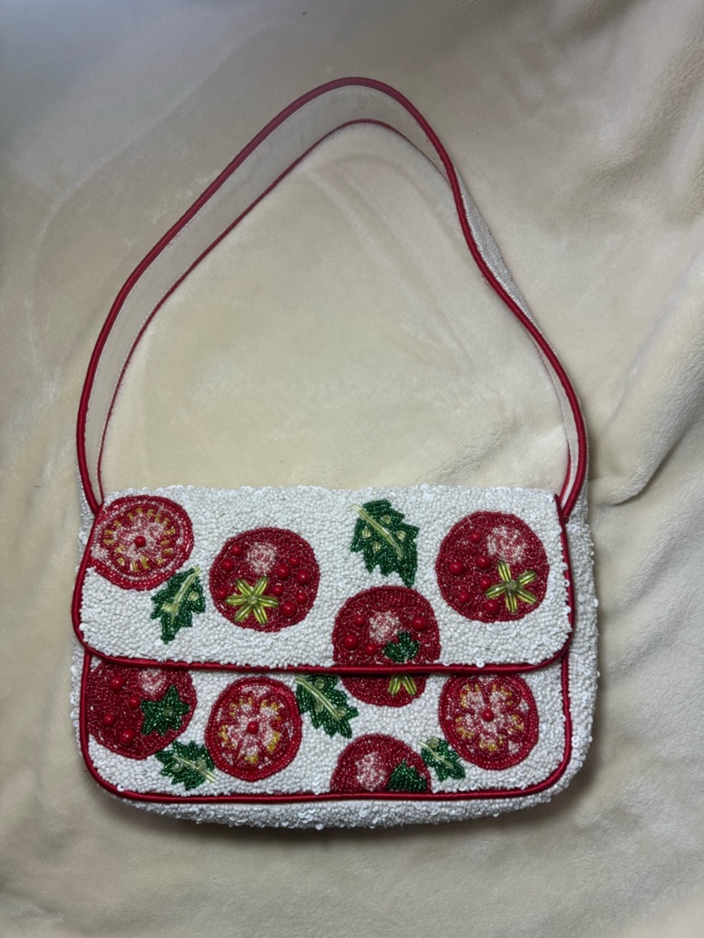 Viral Beaded Tomato Shoulder Bag